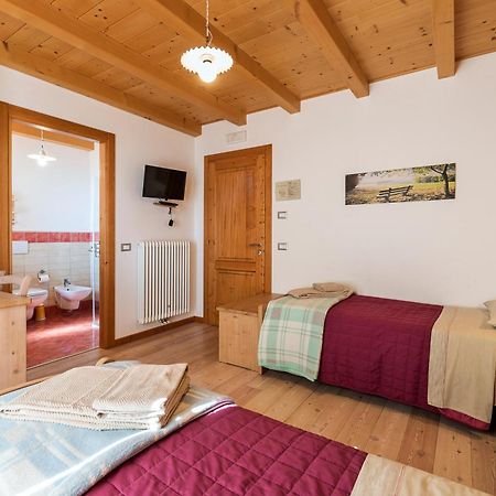 Locanda "Al Terrazzo" Erbezzo ภายนอก รูปภาพ