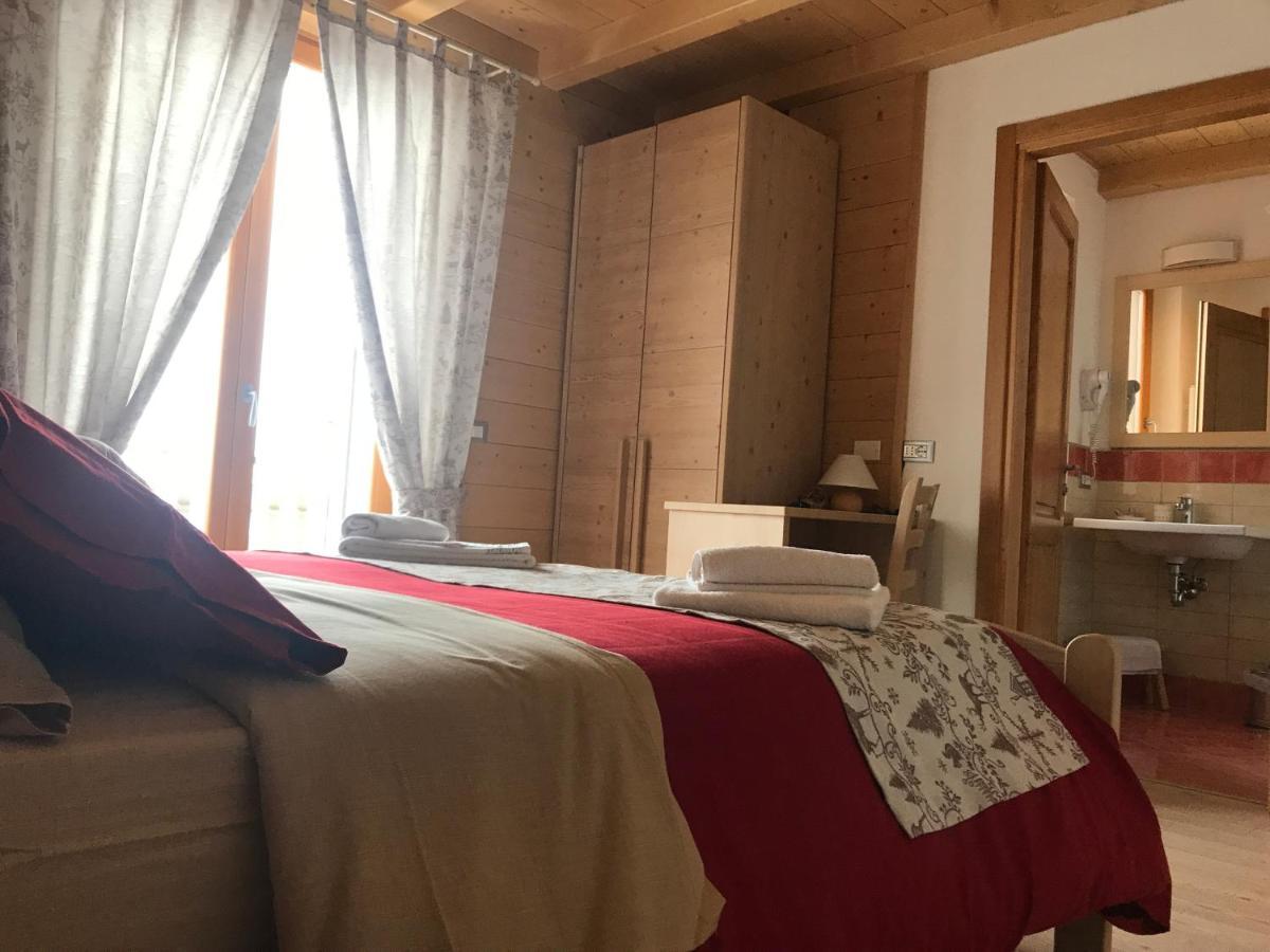Locanda "Al Terrazzo" Erbezzo ภายนอก รูปภาพ