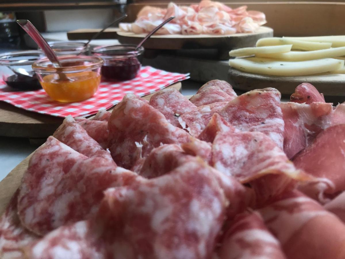 Locanda "Al Terrazzo" Erbezzo ภายนอก รูปภาพ