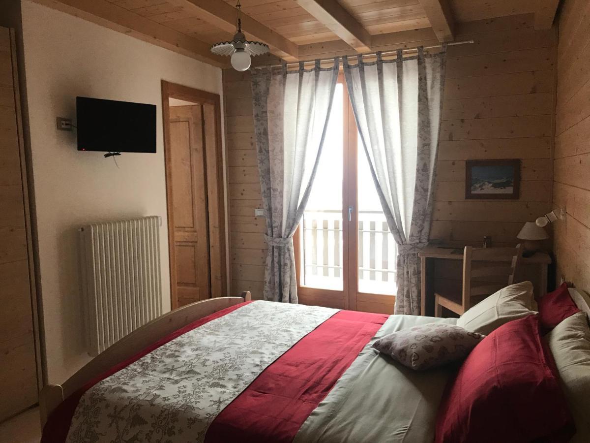 Locanda "Al Terrazzo" Erbezzo ภายนอก รูปภาพ