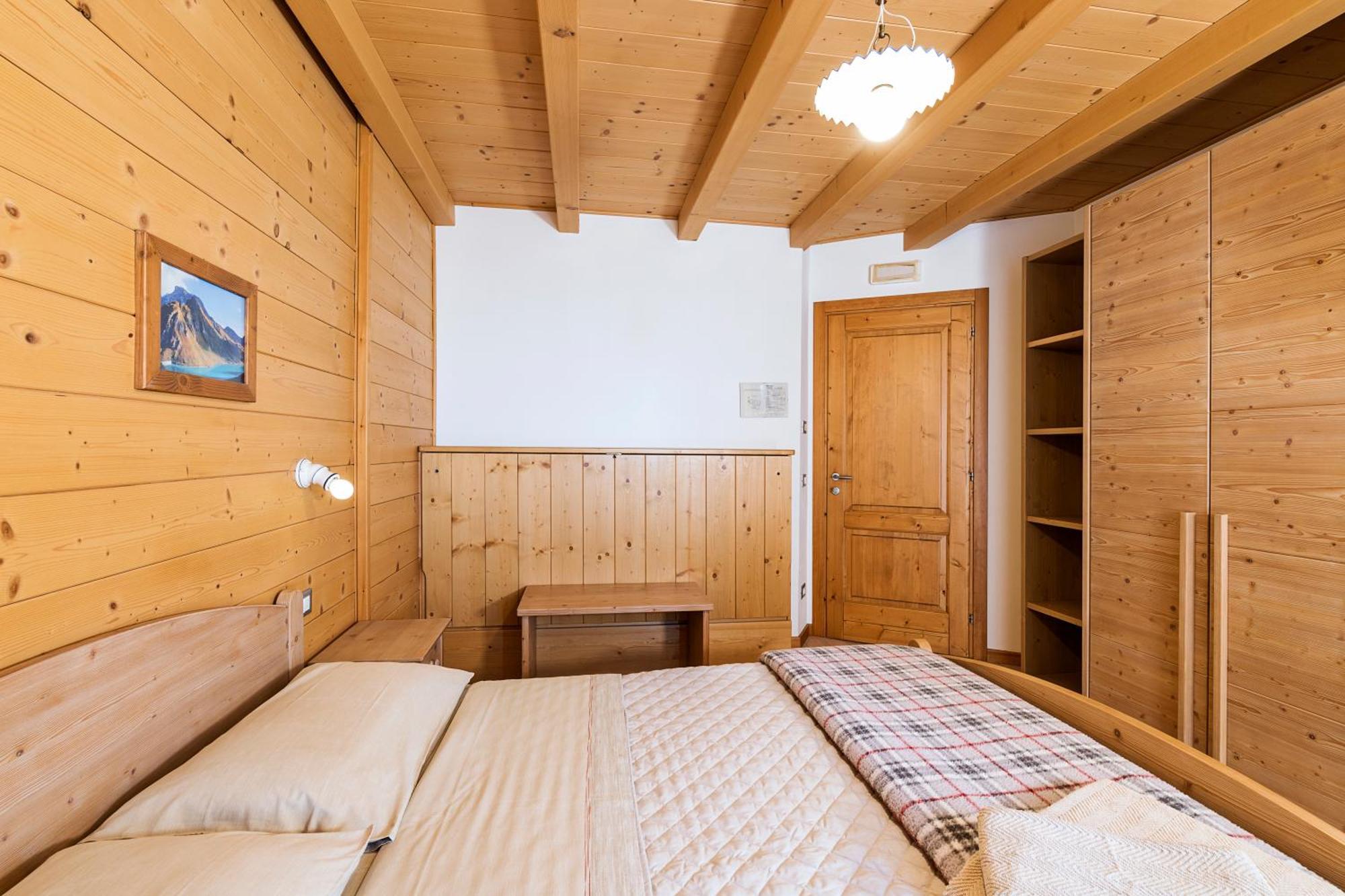 Locanda "Al Terrazzo" Erbezzo ภายนอก รูปภาพ